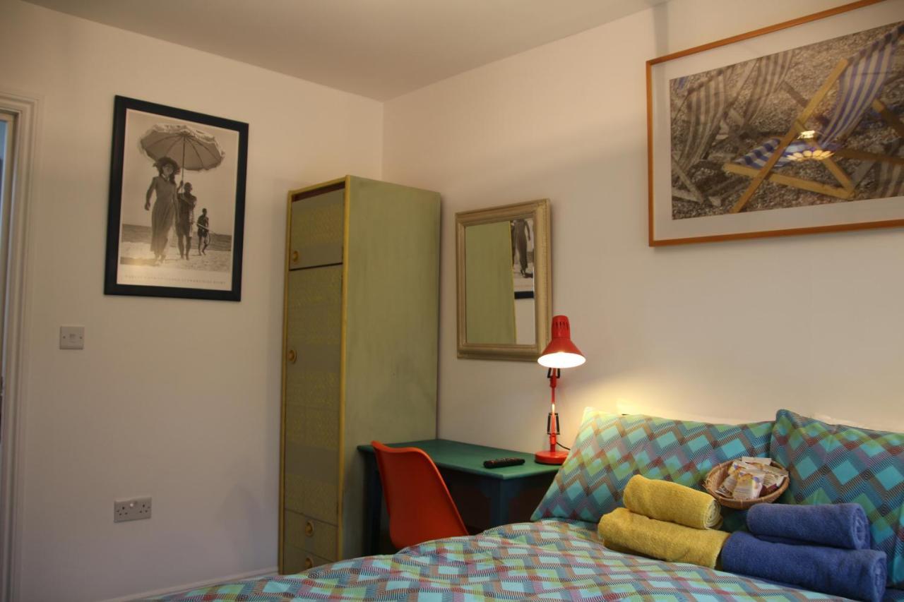 Bed and Breakfast The Enclave Worthing Exterior foto